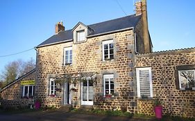 Gîte Dompierre, 5 pièces, 14 personnes - FR-1-497-132